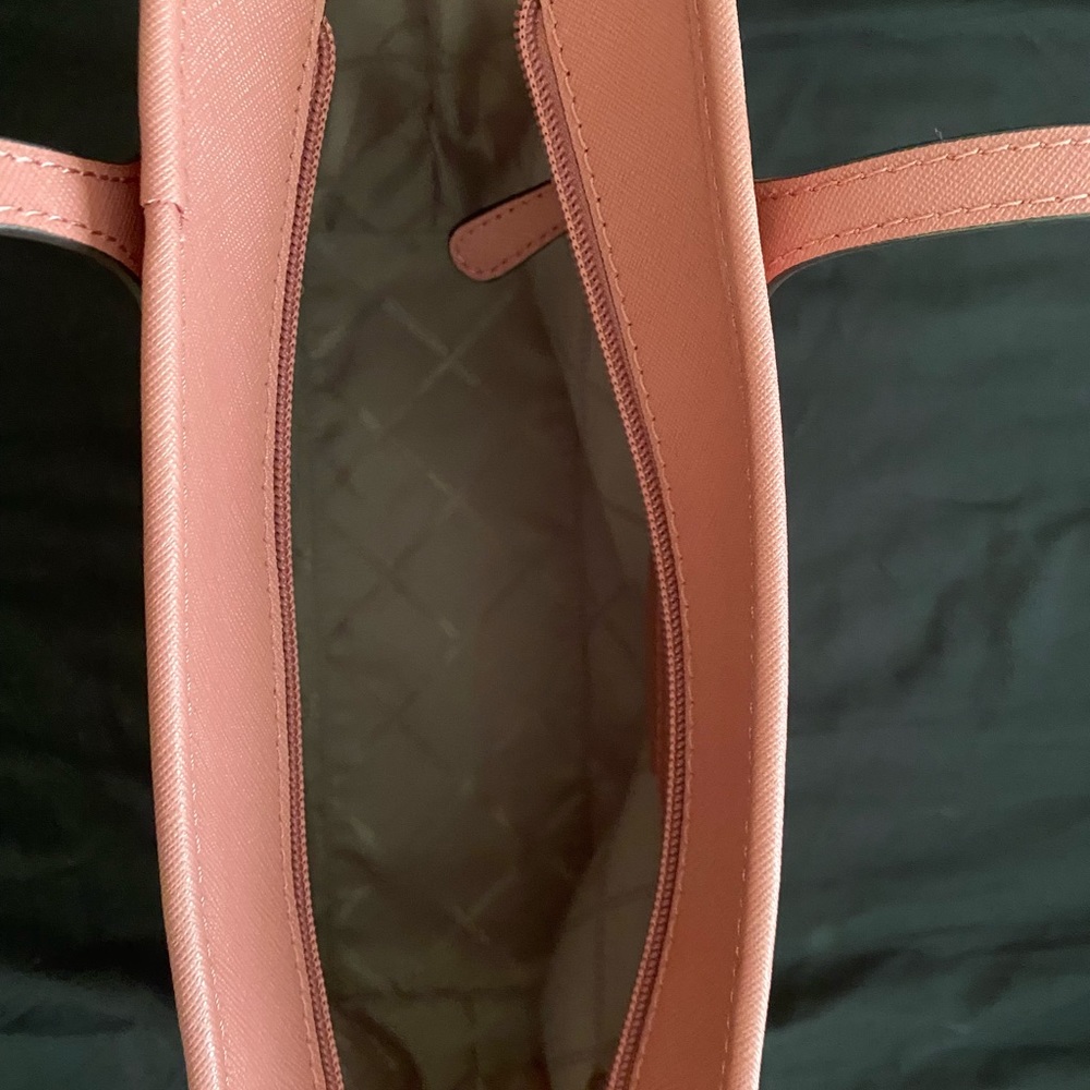 Authentic Michael Kors Eva Nylon Tote Rose Like New - Picture 3 of 5